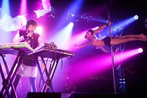 Grimes photo by Dustin Rabin