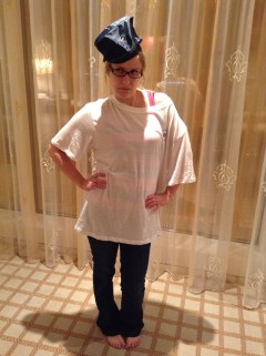 As a tribute to the Delta staff, I've wearing my best "I really don't care about your stolen luggage" expression.