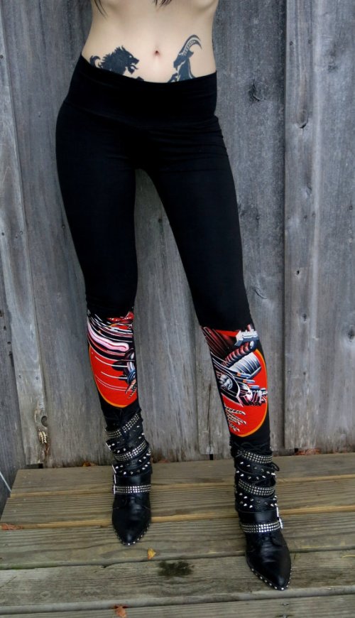 Screaming For Vengeance leggings